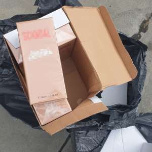 Thousands of perfumes likely to be counterfeit, worth about 2,000,000 euros, discovered in a car dealership at BCP Calarasi