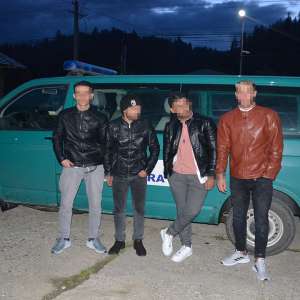 Patru cetăţeni algerieni opriți la frontiera de nord a țării