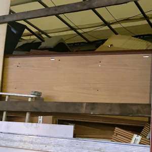 15 tone de haine second hand, oprite la P.T.F. Borș II