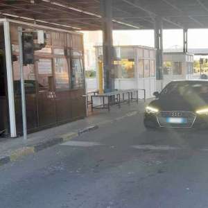 Document fals procurat cu 1.600 de euro, descoperit la controlul de frontieră