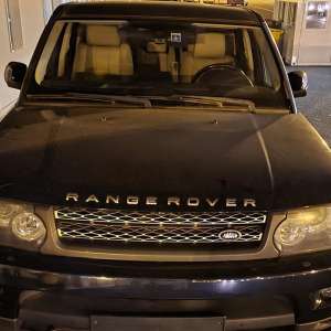 Autoturism căutat de autorităţile din Italia,  descoperit de poliţiştii de frontieră din P.T.F. Nădlac II