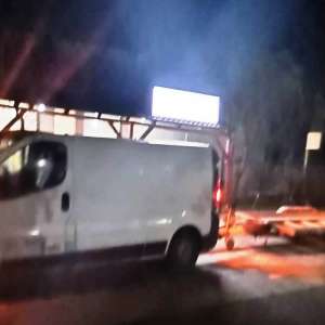 Un gălăţean s-a ales cu lucrare penală, pentru un permis de conducere necorespunzător şi transport de ţigări