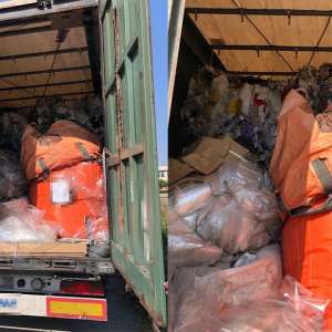 Peste 18,5 tone deșeuri din diferite materiale transportate ilegal oprite la P. T. F. Giurgiu