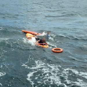 Intervenție a  Gărzii de Coastă la Marea Neagră pentru salvarea a șapte turiști aflați în pericol