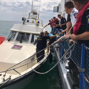 Intervenție a  Gărzii de Coastă la Marea Neagră pentru salvarea a șapte turiști aflați în pericol