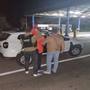 Contrabandist condamnat, căutat de autoritățile române, depistat la controlul de frontieră în Albița