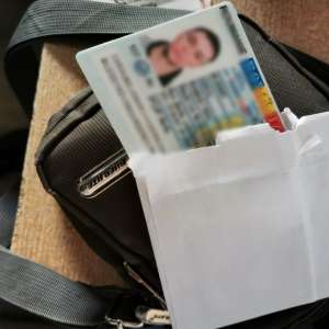 Documente false descoperite în portmoneele unor cetăţeni din Republica Moldova