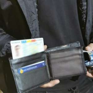Documente false descoperite în portmoneele unor cetăţeni din Republica Moldova