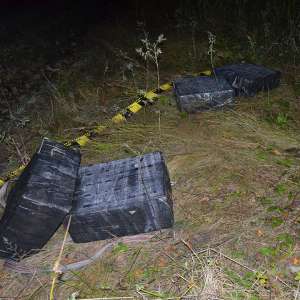 În ultimele 24 de ore, polițiștii de frontieră suceveni au confiscat aproximativ 14.000 pachete țigări provenite din contrabandă