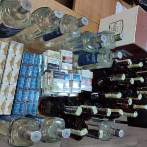 Băuturi şi ţigări de contrabandă nedeclarate