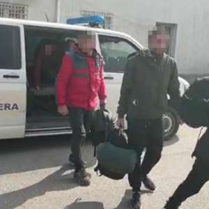 Doisprezece cetăţeni din Iran și Irak, depistaţi la malul Dunării de poliţiştii de frontieră mehedinţeni