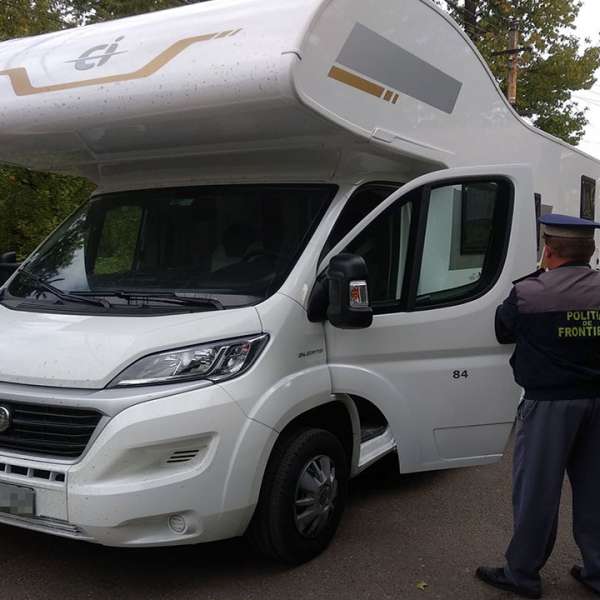 Rulotă de 60.000 euro căutată de autoritățile din Slovenia, indisponibilizată la P.T.F. Siret