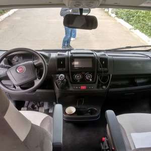 Rulotă de 60.000 euro căutată de autoritățile din Slovenia, indisponibilizată la PTF Siret