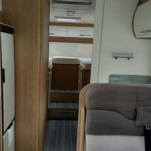 Rulotă de 60.000 euro căutată de autoritățile din Slovenia, indisponibilizată la PTF Siret