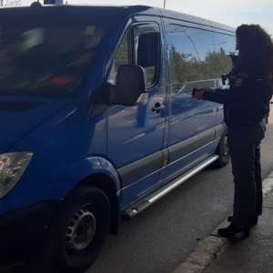 Microbuze radiate din circulaţie, descoperite în trafic de polițiștii de frontieră din P.T.F. Albiţa