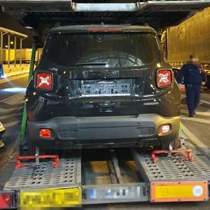 Treizeci și cinci de cetăţeni străini, depistați de polițiștii de frontieră arădeni