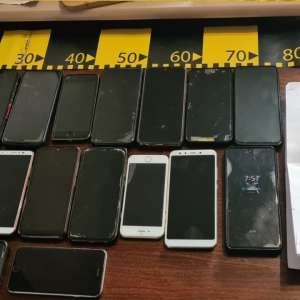 Percheziţii la o grupare infracțională specializată în trafic de migranți