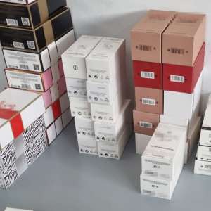 Parfumuri susceptibile a fi contrafăcute, descoperite în P.T.F. Giurgiu