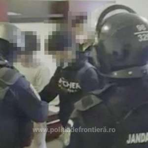 Searches of a criminal group specialized in migrant trafficking