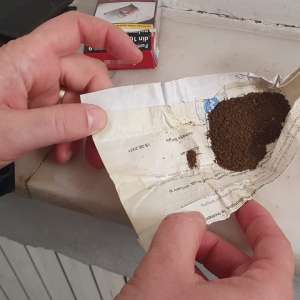 Document fals și droguri de risc descoperite la controlul de frontieră