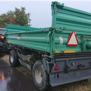 Brăilean cu permis de conducere necorespunzător, depistat conducând un ansamblu rutier neînmatriculat