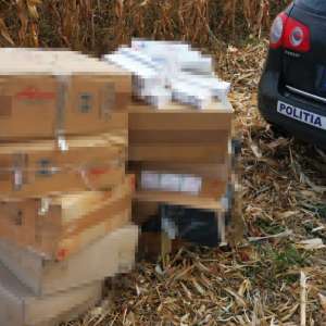 Focuri de armă și urmărire pentru a opri o mașină încărcată cu țigări de contrabandă