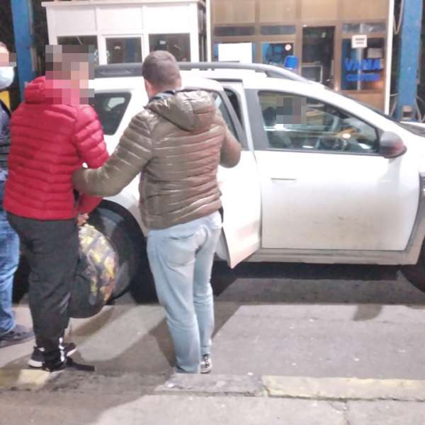 Căutați de autoritățile austriece și germane, depistați la controlul de frontieră în Albița