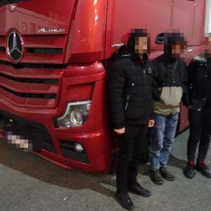 Trei cetățeni străini depistați ascunși în zona de vegetație din proximitatea P.T.F. Calafat