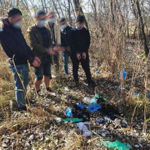 Trei călăuze şi cinci cetăţeni sirieni depistaţi ca urmare a cooperării dintre poliţiştii de frontieră vasluieni şi omologii din Republica Moldova