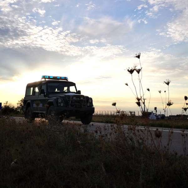 Patru cetăţeni străini depistaţi când intenţionau să intre ilegal în România