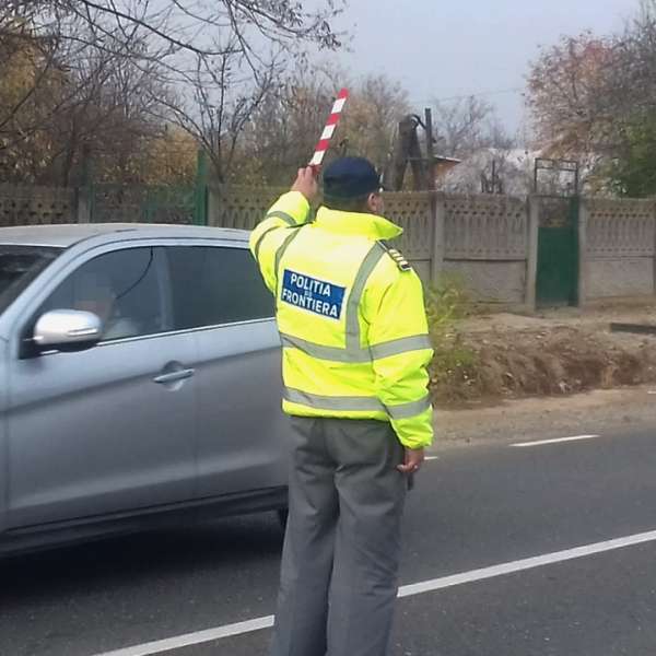 Tineri depistați  la volan fără permis de conducere