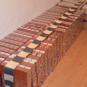 Peste 11.000 de pachete cu țigări de contrabandă, confiscate la frontiera cu Ucraina