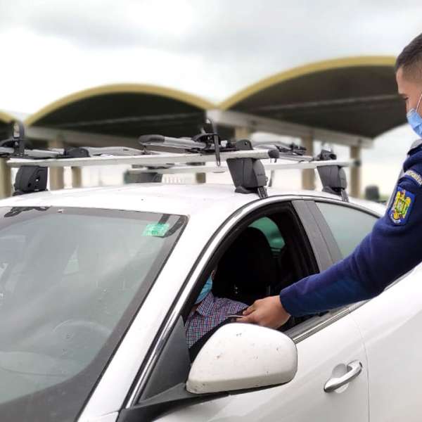 Carte de identitate falsă, descoperită la P.T.F. Giurgiu