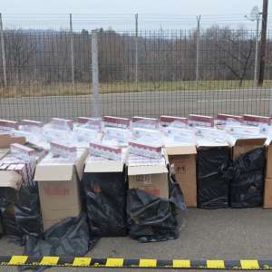 Peste 33.000 pachete țigări confiscate  la frontiera de nord a României