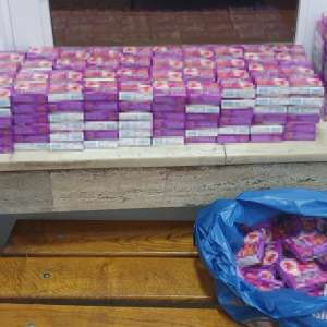 7.000 de capsule antivirale, ascunse în plafonul unui microbuz,  descoperite în P.T.F. Siret