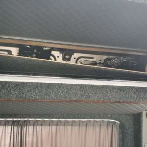 7.000 de capsule antivirale, ascunse în plafonul unui microbuz,  descoperite în P.T.F. Siret