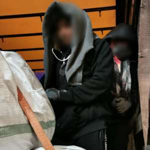 44 migranti ascunși în TIR-uri,  depistați de polițiștii de frontieră din vestul ţării