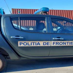 Produse accizabile introduse în țara prin folosirea de acte nereale si bunuri susceptibile de a fi contrafacute depistate in portul Constanța Sud Agigea