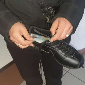 Două cărți de identitate false oprite din drumul către Germania