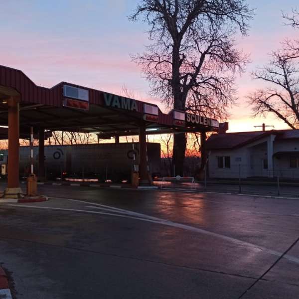 Ieşean urmărit pentru furt, reținut în Punctul de Trecere a Frontierei Sculeni