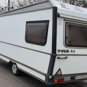 Rulotă cu număr de înmatriculare fals, descoperită în trafic de polițiștii de frontieră gălățeni