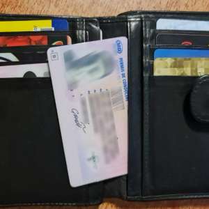 Permis fals procurat pentru a conduce ilegal