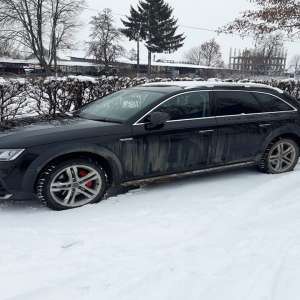 Autoturism în valoare de 30.000 euro, căutat de autorităţile din Marea Britanie, depistat de poliţiştii de frontieră suceveni