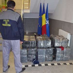   Aproximativ 6.500 de pachete cu ţigări descoperite la frontiera de nord