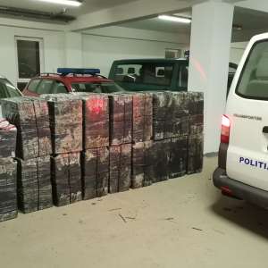 Țigări în valoare de peste 460.000 de lei, ridicate în vederea confiscării de polițiștii de frontieră maramureşeni
