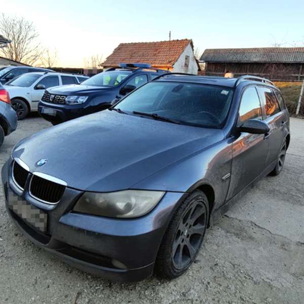 Autoturism căutat de autorităţile din Franța, descoperit de poliţiştii de frontieră din P.T.F. Valea lui Mihai