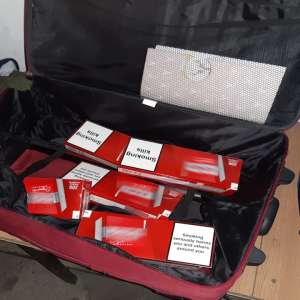 Aproximativ 24.000 de țigarete de contrabandă descoperite la frontiera de est