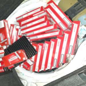 Aproximativ 24.000 de țigarete de contrabandă descoperite la frontiera de est