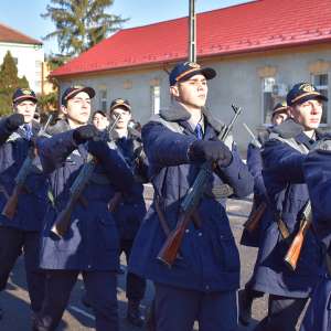 O nouă serie de elevi a depus jurământul militar la Şcoala “Avram Iancu” Oradea