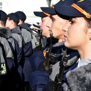 O nouă serie de elevi a depus jurământul militar la Şcoala “Avram Iancu” Oradea